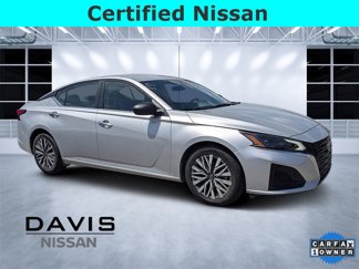 Used 2024 Nissan Altima 2.5 SV image 1