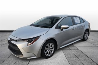 Used 2021 Toyota Corolla LE image 1