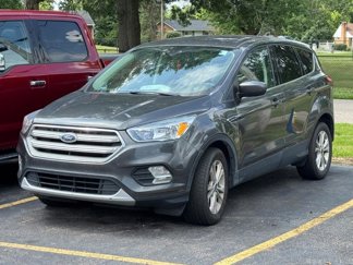 Used 2019 Ford Escape SE image 1