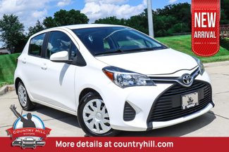 Used 2015 Toyota Yaris L image 1