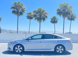 Used 2016 Hyundai Sonata Limited w/ Option Group 02 image 1