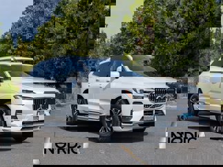 Used 2022 Volvo XC60 T8 Inscription Expression image 1