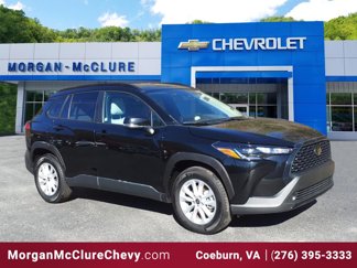 Used 2022 Toyota Corolla Cross LE image 1