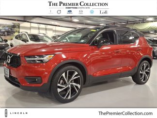 Used 2020 Volvo XC40 T5 R-Design image 1