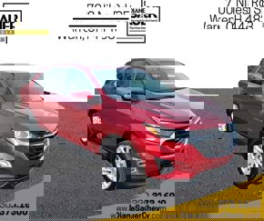 Used 2021 Chevrolet Equinox LT image 1