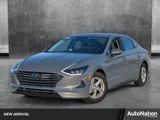 Used 2022 Hyundai Sonata SE w/ Preferred Accessory Package image 1