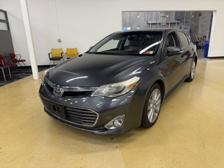 Used 2013 Toyota Avalon Limited w/ Technology Pkg image 1