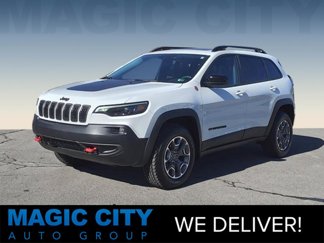 Used 2023 Jeep Cherokee Trailhawk w/ Sun & Sound Group image 1