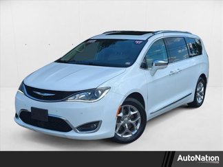 Used 2017 Chrysler Pacifica Limited w/ UConnect Theater Package image 1