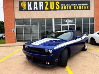 Used 2012 Dodge Challenger SXT image 1