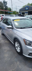 Used 2017 Volkswagen Passat 1.8T S image 1