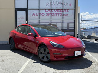 Used 2021 Tesla Model 3 Standard Range Plus image 1