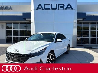 Used 2022 Hyundai Elantra Limited image 1