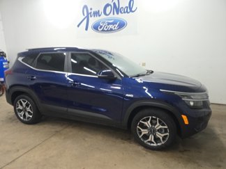 Used 2023 Kia Seltos EX image 1