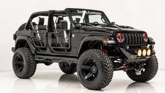 Used 2025 Jeep Wrangler Unlimited Sport image 1