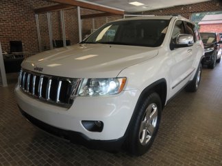Used 2011 Jeep Grand Cherokee Limited image 1