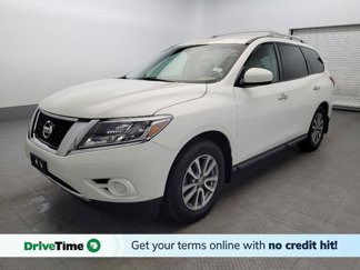 Used 2015 Nissan Pathfinder S image 1