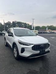 Used 2023 Ford Escape Active image 1