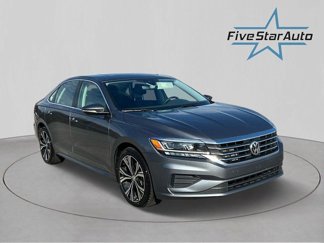 Used 2021 Volkswagen Passat 2.0T SE image 1