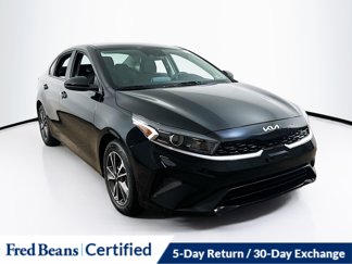 Certified 2022 Kia Forte LXS image 1