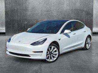 Used 2019 Tesla Model 3 Mid Range image 1