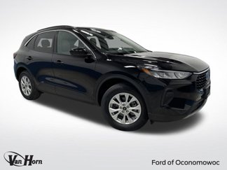 Used 2023 Ford Escape Active w/ Tech Pack #2 image 1
