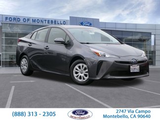 Used 2022 Toyota Prius LE image 1