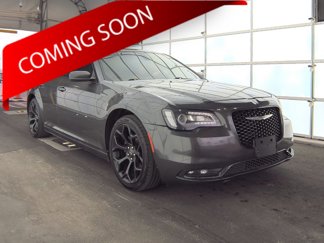 Used 2019 Chrysler 300 S image 1