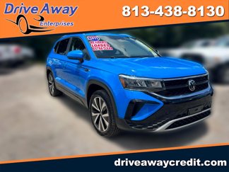 Used 2022 Volkswagen Taos SE image 1
