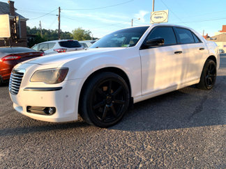 Used 2011 Chrysler 300 C image 1