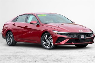 Used 2025 Hyundai Elantra SEL w/ Cargo Package image 1