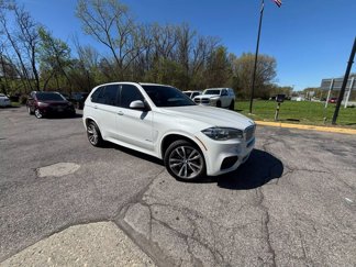 Used 2015 BMW X5 xDrive50i image 1