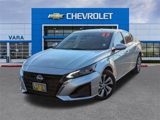 Used 2023 Nissan Altima 2.5 S image 1