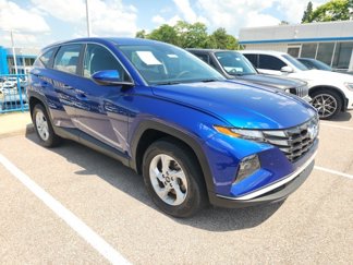 Used 2023 Hyundai Tucson SE image 1