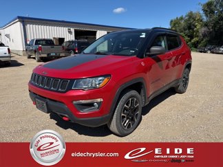 Used 2020 Jeep Compass Trailhawk image 1