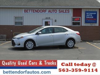 Used 2017 Toyota Corolla LE image 1