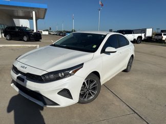 Used 2022 Kia Forte LXS image 1