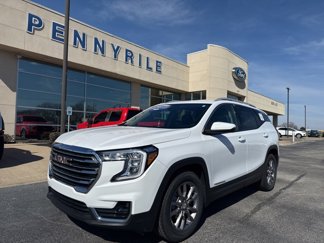 Used 2023 GMC Terrain SLT image 1