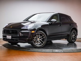 Used 2025 Porsche Macan image 1
