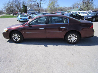 Used 2007 Buick Lucerne CX image 1