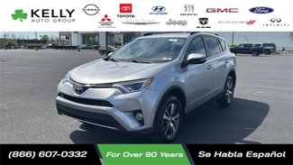 Used 2018 Toyota RAV4 XLE image 1