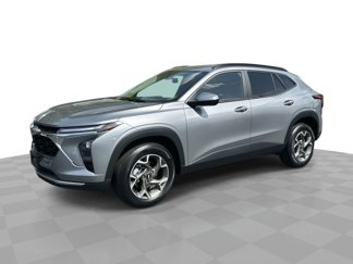 New 2025 Chevrolet Trax LT w/ Driver Confidence Package image 1