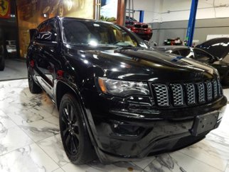 Used 2018 Jeep Grand Cherokee Altitude image 1