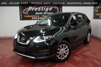 Used 2017 Nissan Rogue S image 1
