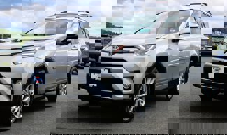 Used 2017 Toyota RAV4 Limited image 1