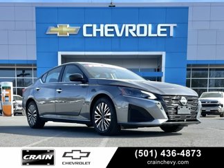 Used 2024 Nissan Altima 2.5 SV image 1