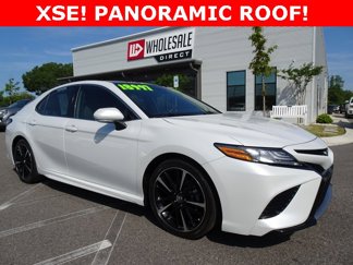 Used 2019 Toyota Camry XSE image 1