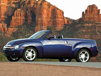 Used 2005 Chevrolet SSR w/ Preferred Equipment Group image 1