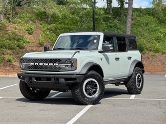 Used 2022 Ford Bronco Badlands image 1