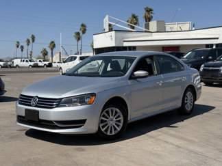 Used 2014 Volkswagen Passat 1.8T S image 1